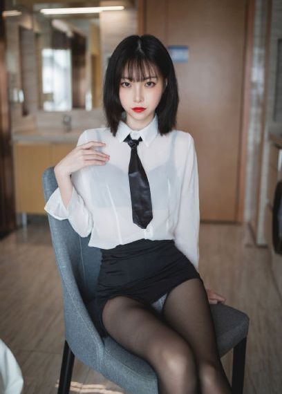极品美女销魂一区二区三区_BD超清在线观看