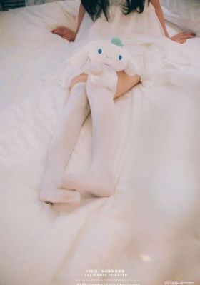 绯色一区二区二区av免费_高清完整版BD